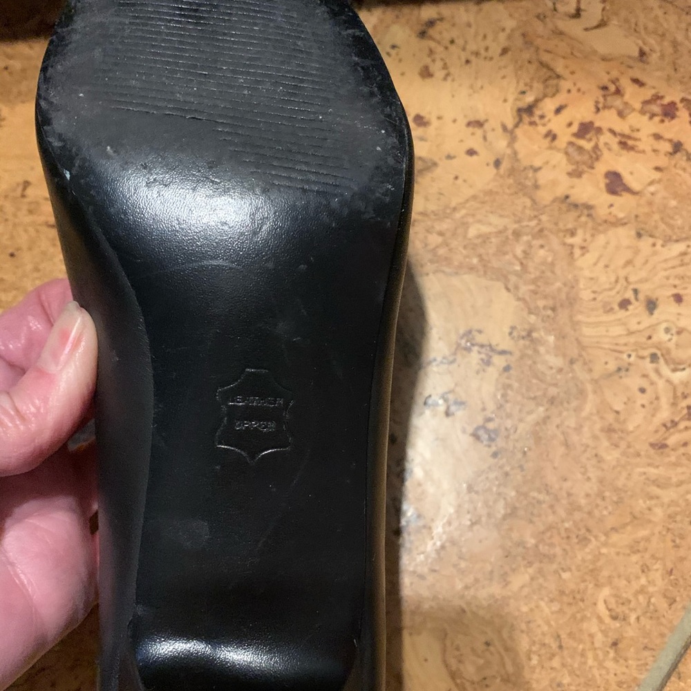 Kitten heels shoes